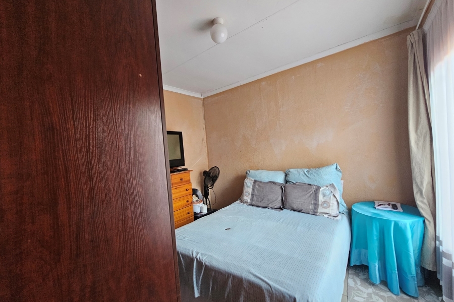 2 Bedroom Property for Sale in Tlhabane West North West